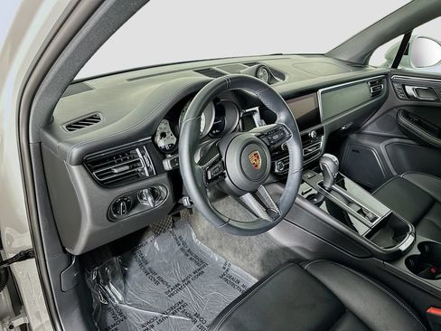 Certified 2024 Porsche Macan GTS AWD/4WD image 4