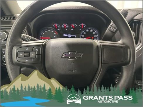 Certified 2025 Chevrolet Silverado 2500 Custom w/ Custom Value Package image 18