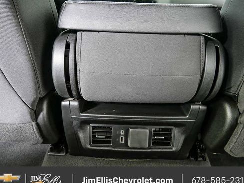 Certified 2025 Chevrolet Silverado 1500 LT AWD/4WD image 18