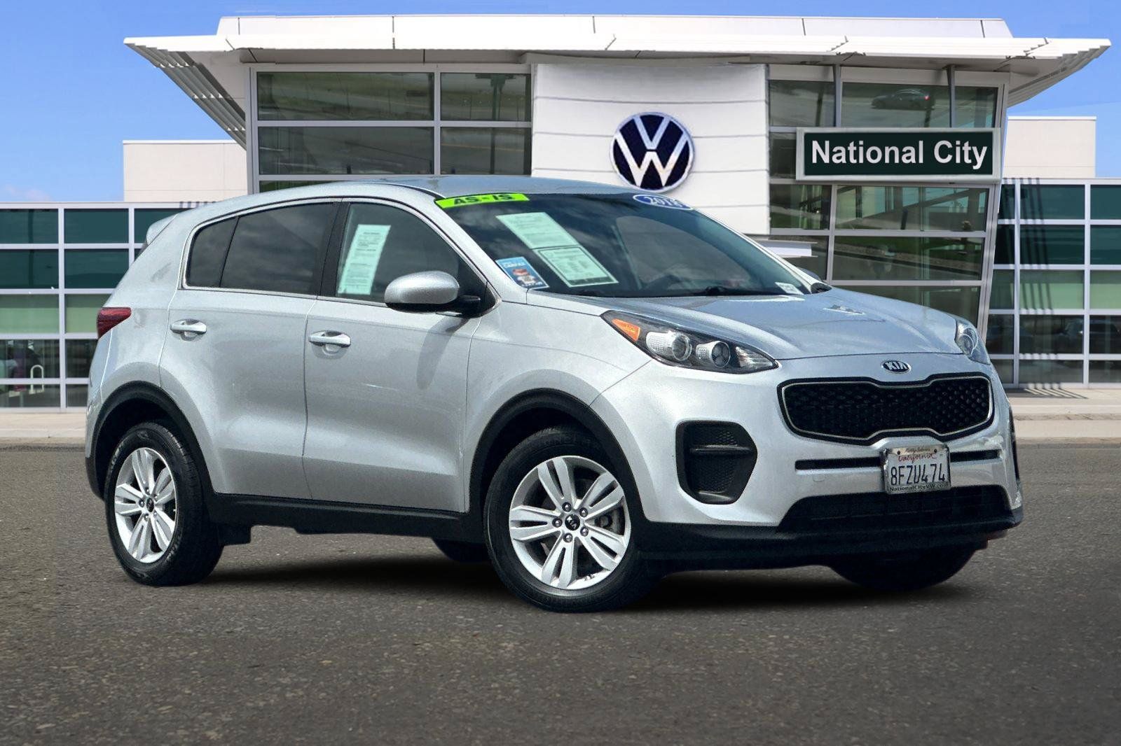 Used 2018 Kia Sportage LX FWD image 2