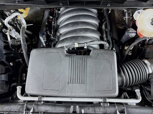 Certified 2023 Chevrolet Tahoe Z71 w/ Luxury Package image 36