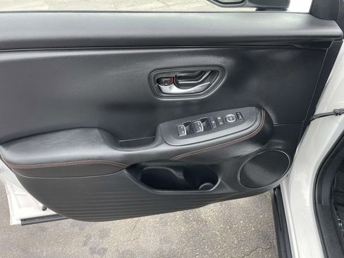 Used 2025 Honda HR-V Sport image 27