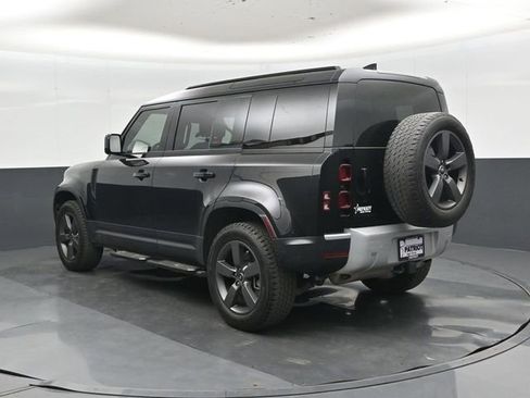 Used 2025 Land Rover Defender 110 S AWD/4WD image 6