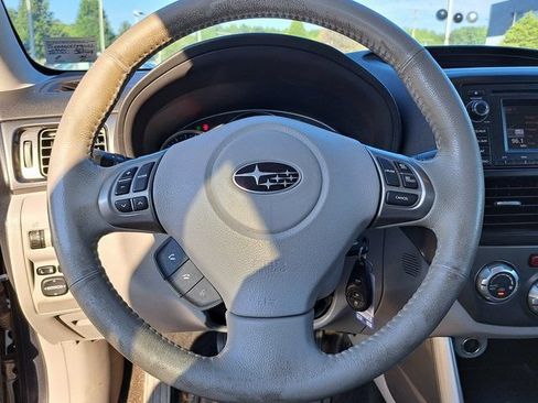 Used 2012 Subaru Forester 2.5X Limited AWD/4WD image 10