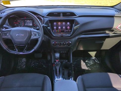 Used 2023 Chevrolet TrailBlazer RS w/ Convenience Package image 13