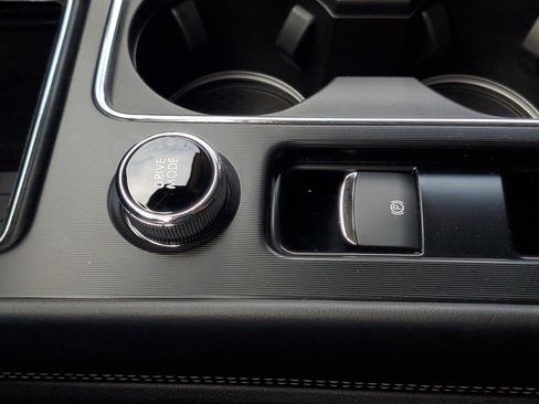 New 2026 Lincoln Corsair Premiere image 24