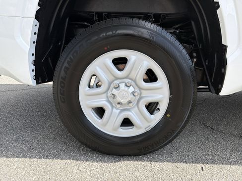 New 2026 Toyota Tundra SR image 14