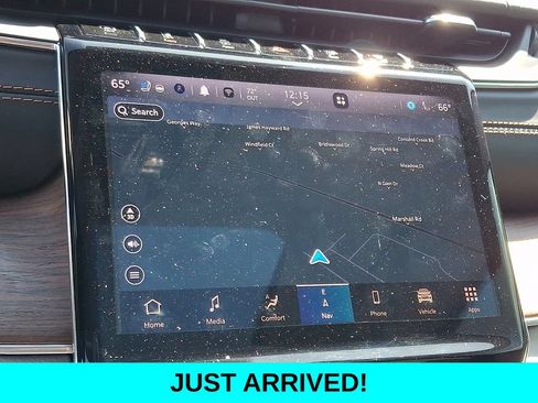 Used 2022 Jeep Grand Cherokee Summit AWD/4WD image 18