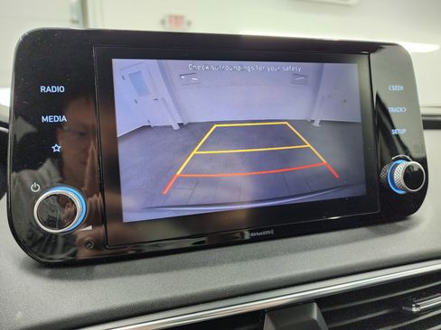 Used 2022 Hyundai Santa Fe SEL w/ Cargo Package image 15