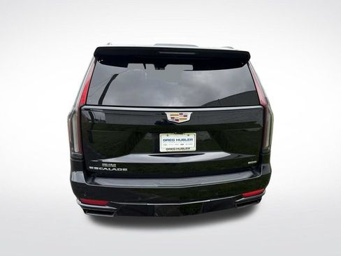 Used 2023 Cadillac Escalade Sport Platinum w/ Heavy-Duty Trailer Package AWD/4WD image 9