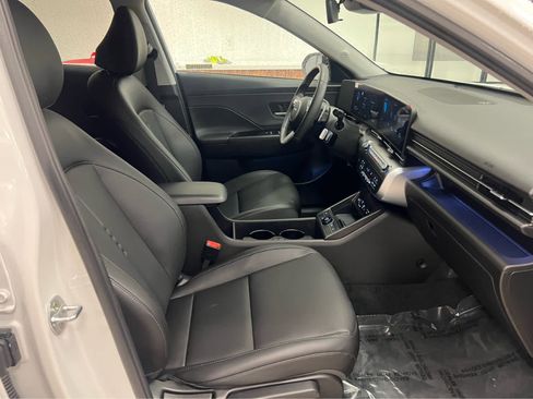 New 2026 Hyundai Kona SEL Premium image 12