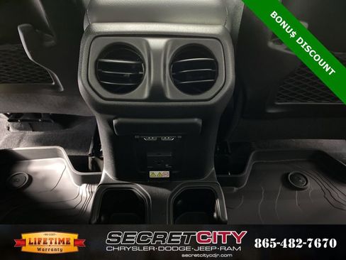 New 2025 Jeep Wrangler Rubicon w/ Steel Bumper Group image 27