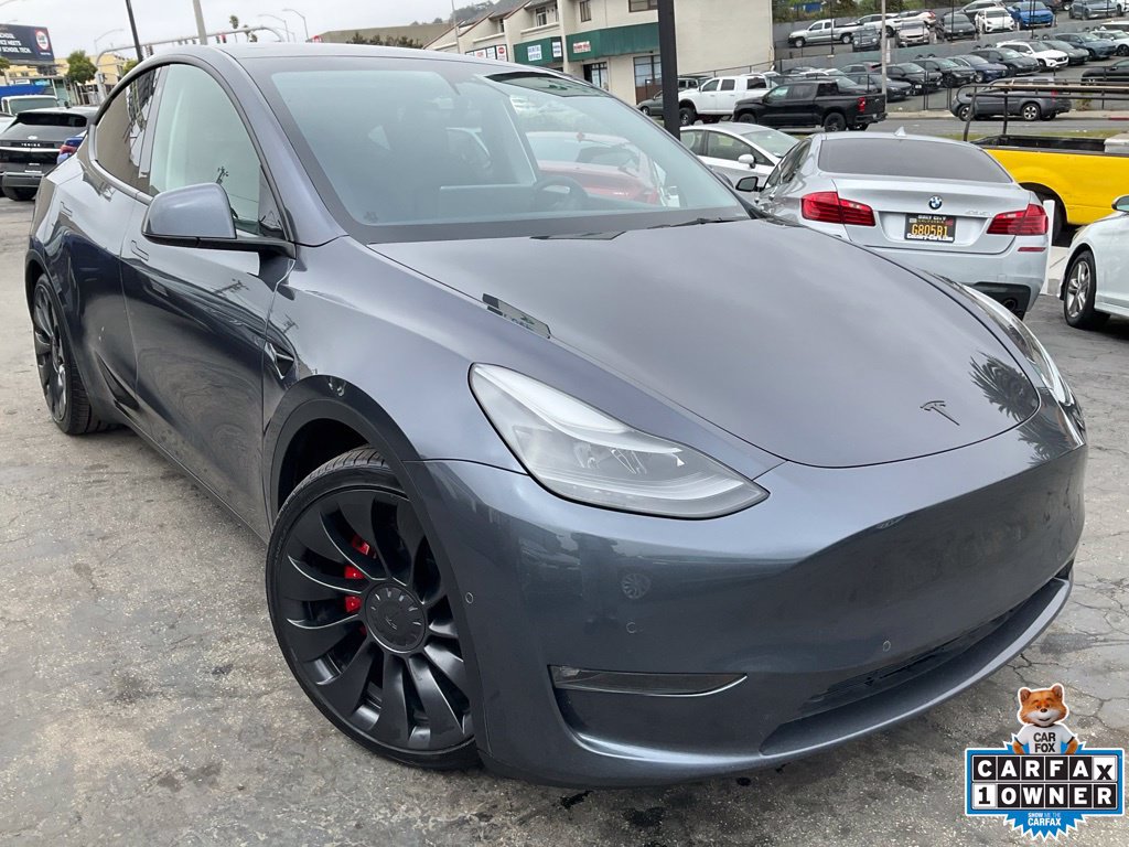 Used 2022 Tesla Model Y Performance AWD/4WD image 1