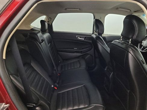 Used 2019 Ford Edge SEL w/ Equipment Group 201A AWD/4WD image 19