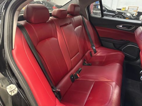Used 2018 Alfa Romeo Giulia Ti RWD image 24