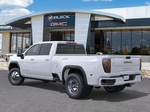 New 2026 GMC Sierra 3500 Denali Ultimate AWD/4WD image 29