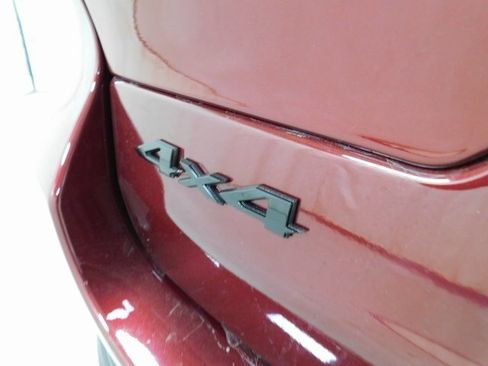 New 2025 Jeep Grand Cherokee Altitude image 13