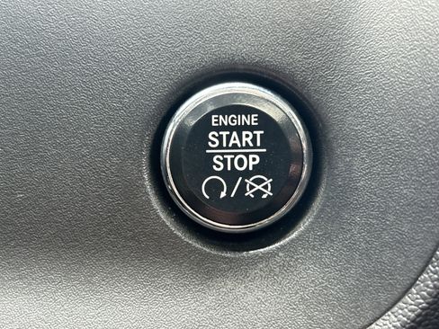 Used 2013 Dodge Challenger SXT w/ Super Sport Group image 32