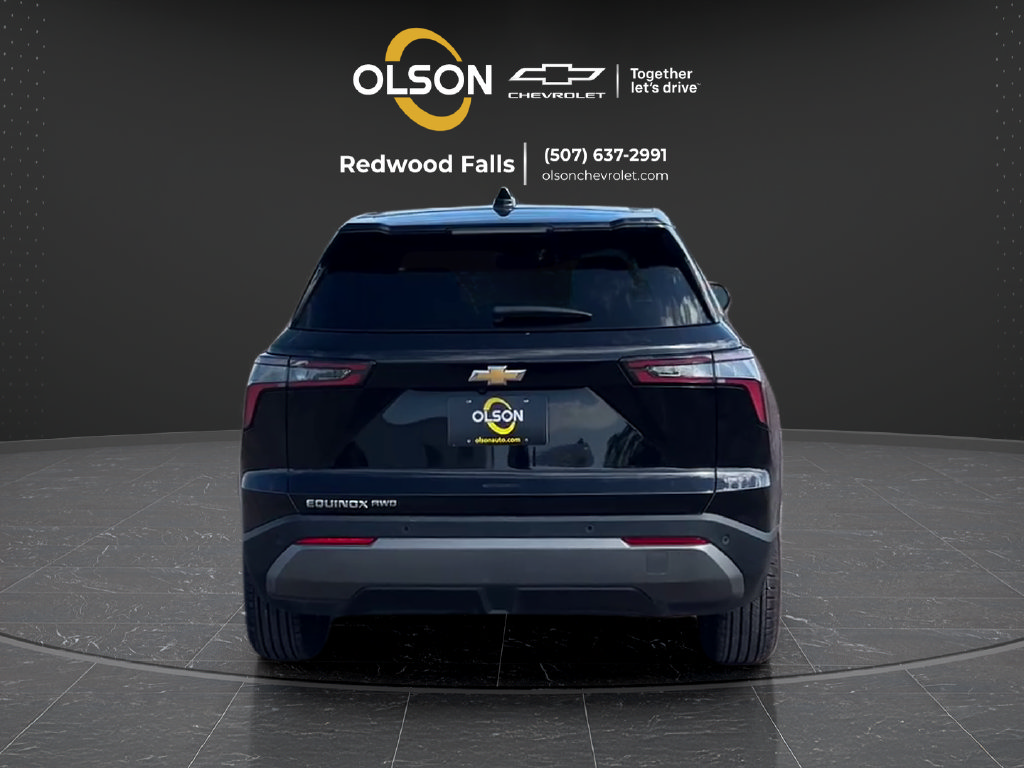 Used 2026 Chevrolet Equinox LT AWD/4WD image 4