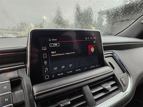 Used 2023 GMC Yukon XL SLT image 22