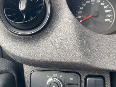 Used 2023 Mercedes-Benz Sprinter 2500 image 24