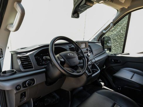 Used 2023 Ford Transit 250 148 High Roof RWD image 2
