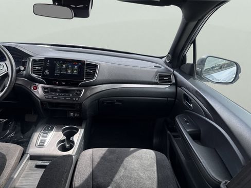 Used 2022 Honda Pilot Sport image 17