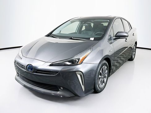 Used 2022 Toyota Prius Limited w/ Premium Convenience Package image 3