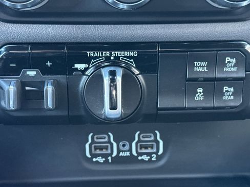 Used 2022 RAM 1500 Big Horn w/ Trailer Tow Group image 19