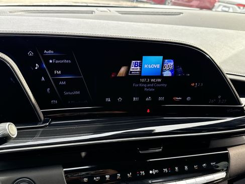 Used 2023 Cadillac Escalade Sport image 18