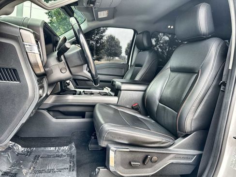 Used 2023 Ford F450 Lariat AWD/4WD image 3