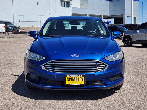 Used 2018 Ford Fusion SE FWD image 5