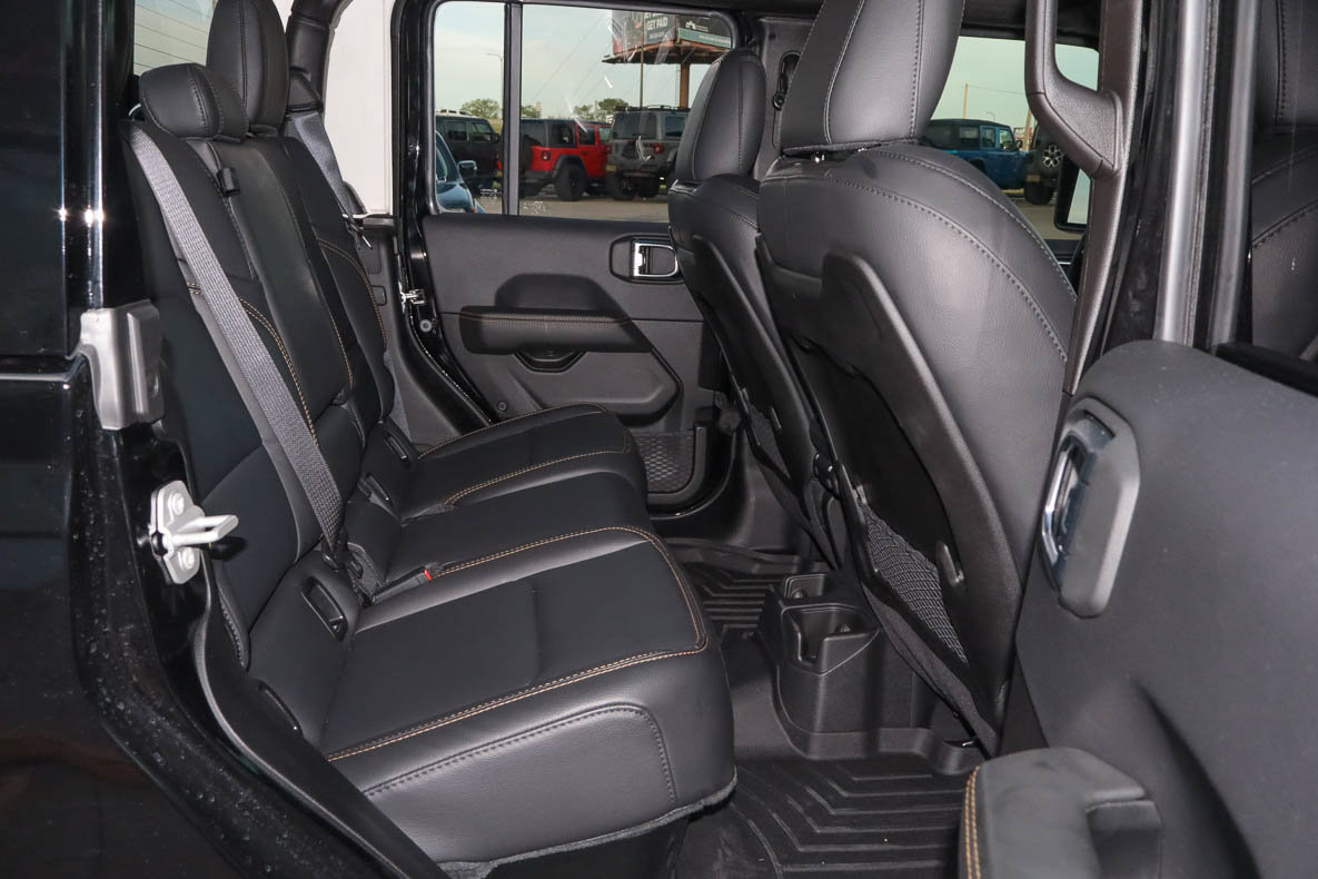 Used 2025 Jeep Gladiator Sport AWD/4WD image 26