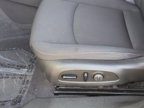 Used 2023 Chevrolet Malibu LT image 20