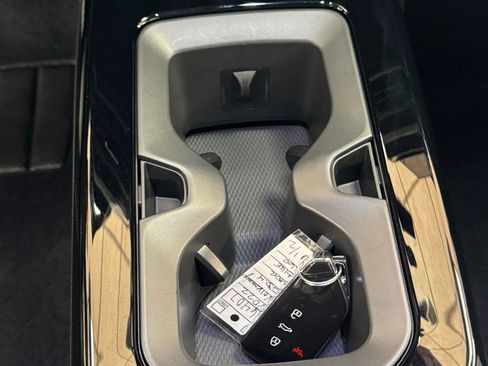 Used 2022 Volkswagen ID.4 Pro S image 25