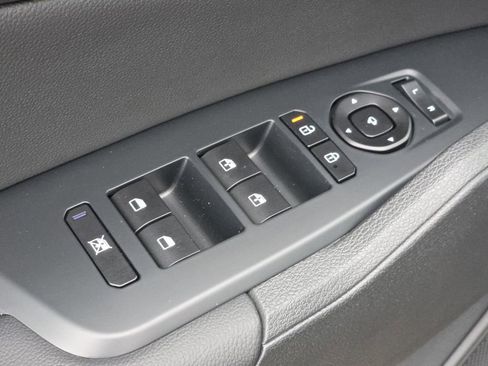 New 2026 Kia Sportage X-Line w/ X-Line Technology Package image 20