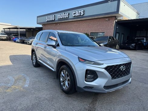Used 2020 Hyundai Santa Fe SE FWD image 3