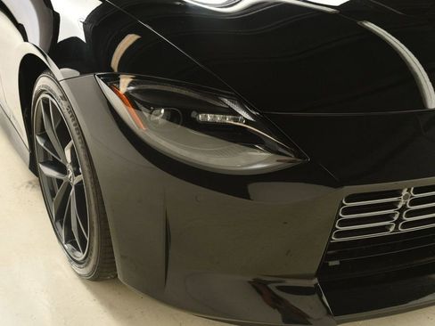 Used 2024 Nissan Z Performance w/ Floor Mat Package image 12