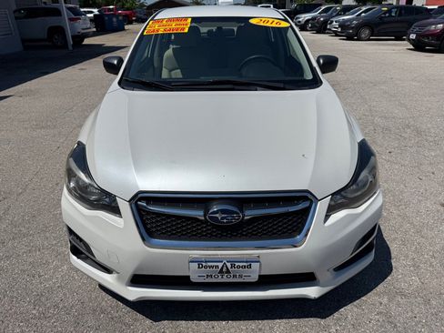 Used 2016 Subaru Impreza 2.0i AWD/4WD image 4