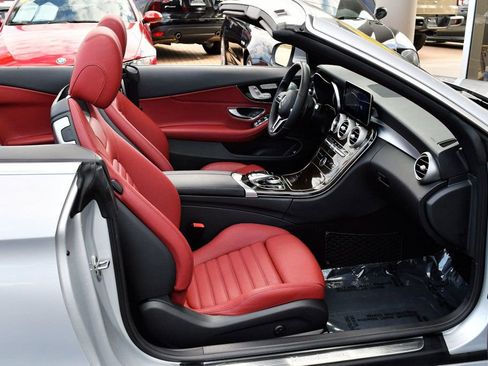 Used 2020 Mercedes-Benz C 300 4MATIC Cabriolet image 65