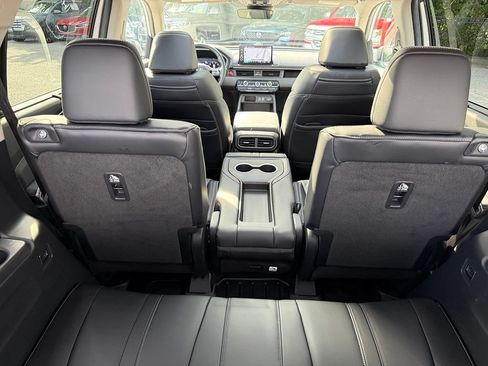 Used 2023 Honda Pilot Elite image 42