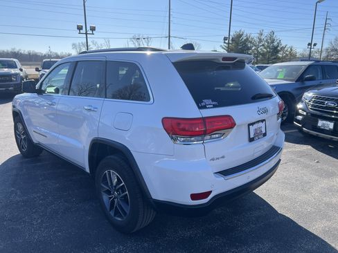 Used 2018 Jeep Grand Cherokee Limited image 4