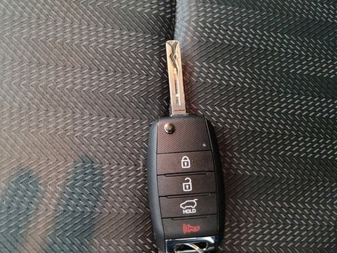 Used 2019 Kia Sportage LX FWD image 32