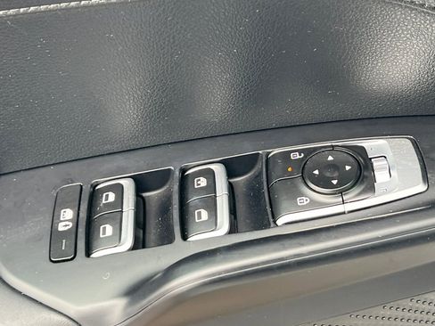 Used 2025 Kia K5 LXS image 12