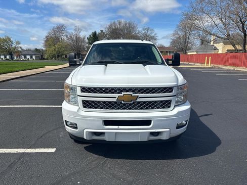 Used 2014 Chevrolet Silverado 2500 LT w/ Z71 Appearance Package image 2