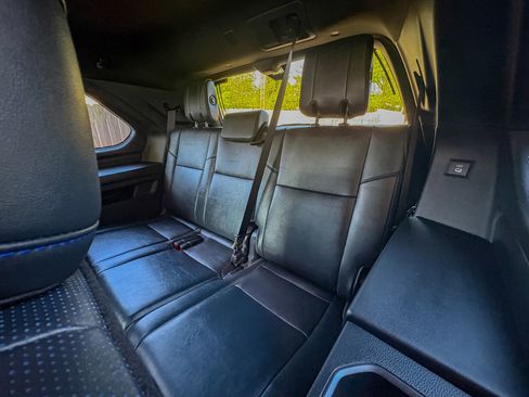 Used 2025 Toyota Sequoia Platinum AWD/4WD image 28