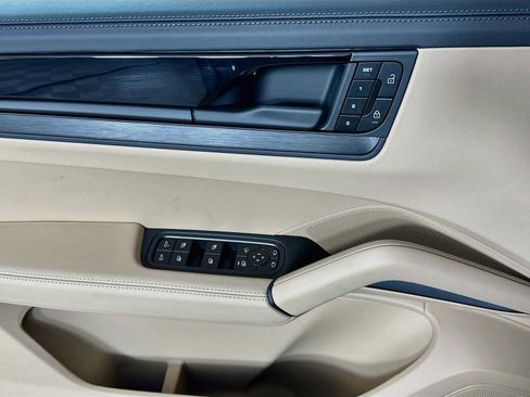 New 2026 Porsche Cayenne GTS AWD/4WD image 11