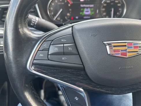 Used 2020 Cadillac XT5 Premium Luxury image 33