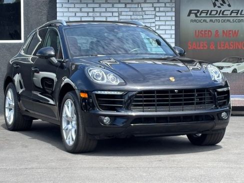 Used 2017 Porsche Macan S AWD/4WD image 6