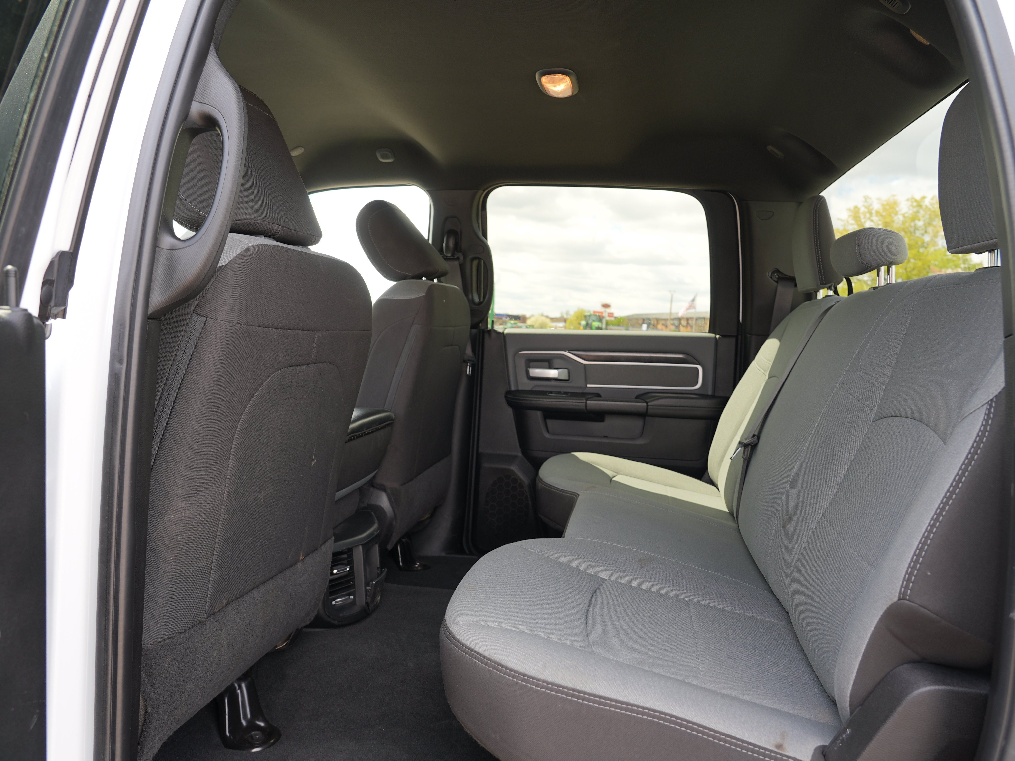 Used 2023 RAM 2500 Big Horn w/ Cold Weather Group AWD/4WD image 18